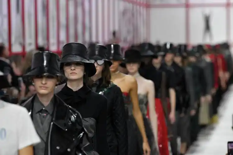 Suna Practices in the European Fashion Industry